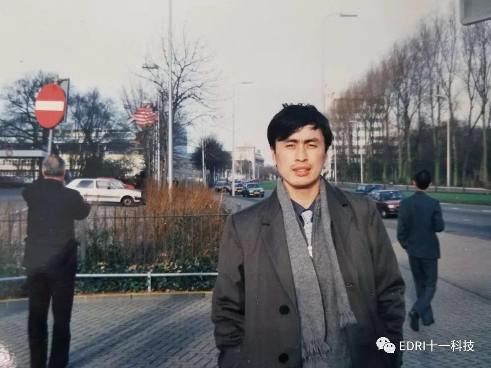 1528168672479353.jpg 30.jpg