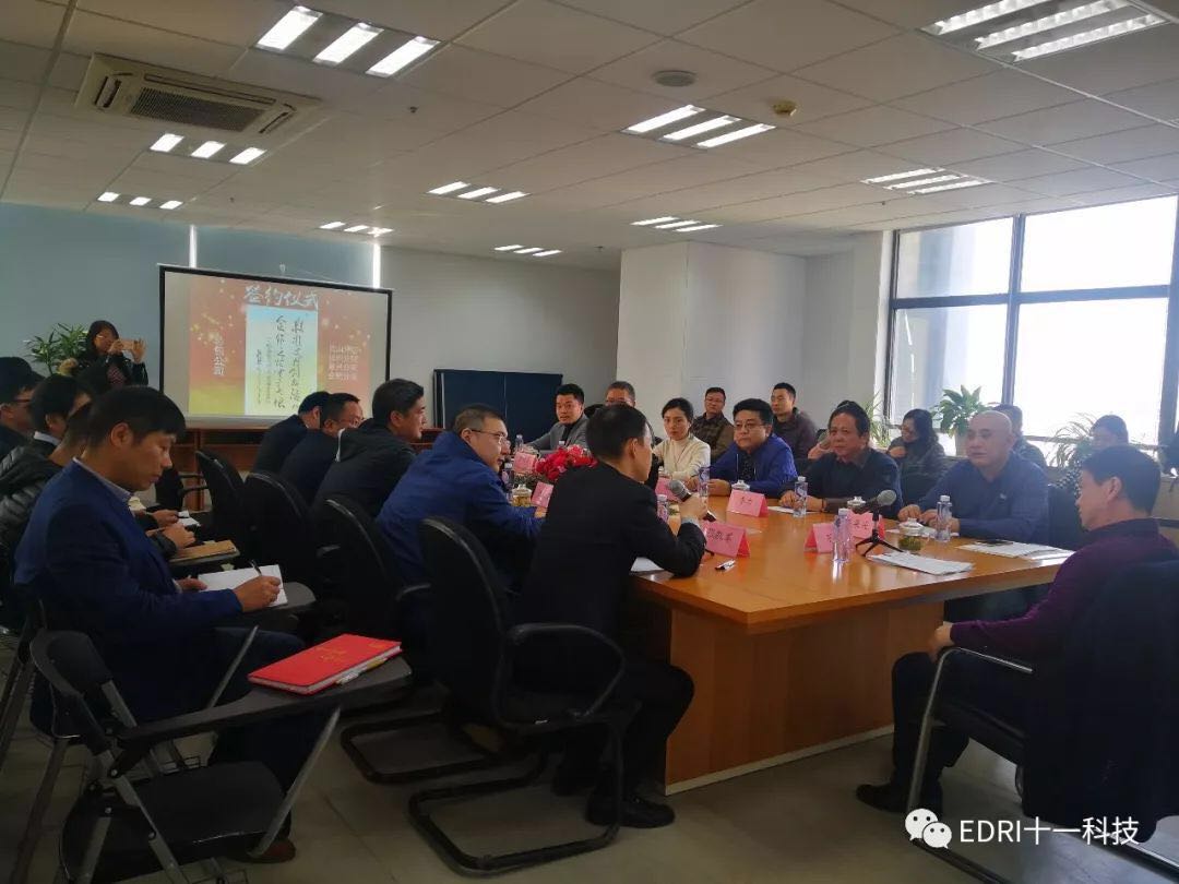 1543459558323712.jpg 2.jpg